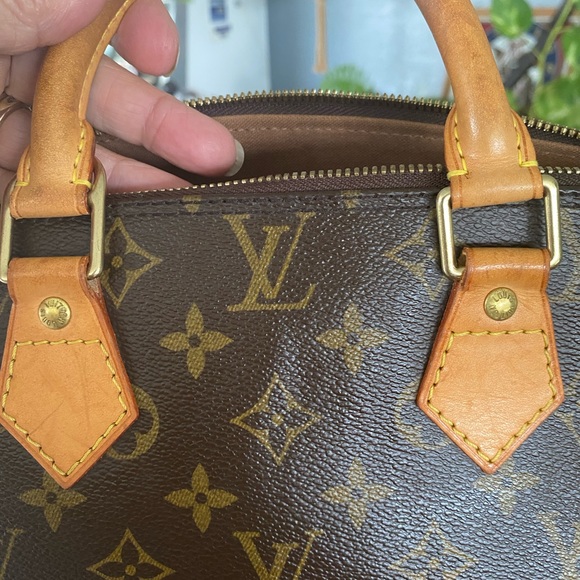 Louis Vuitton Alma With Certificate of Authenticity - Picture 13 of 15